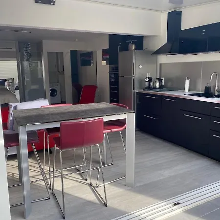 펜션 Village Naturiste Luxe Port Nature 1